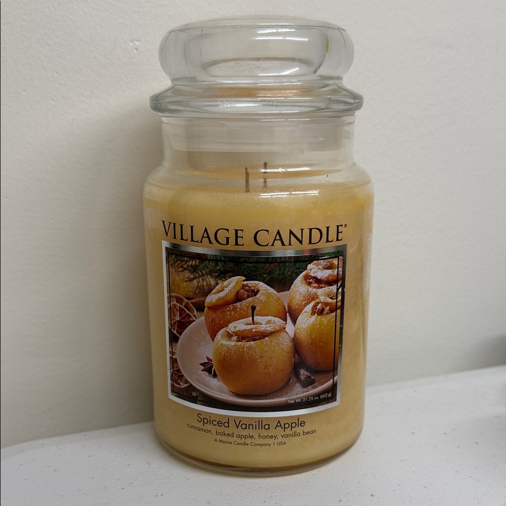 Spiced Vanilla Apple Jar Candle - Cream